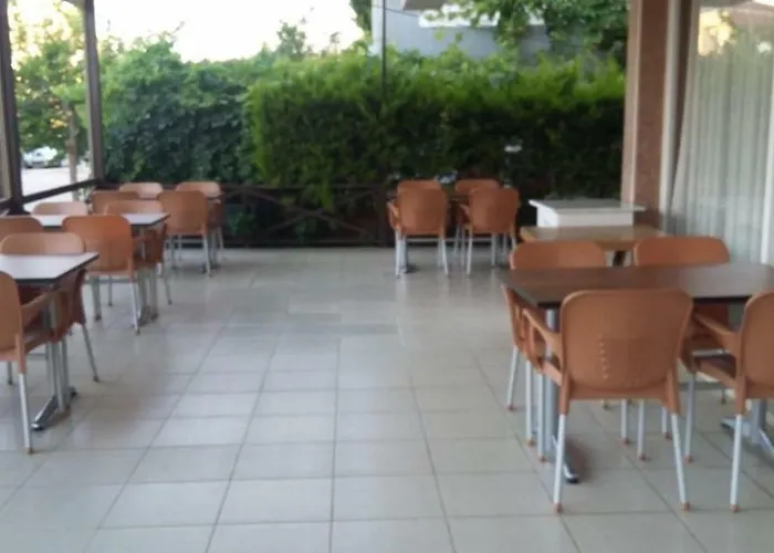 Hotel Adalinda Esmirna